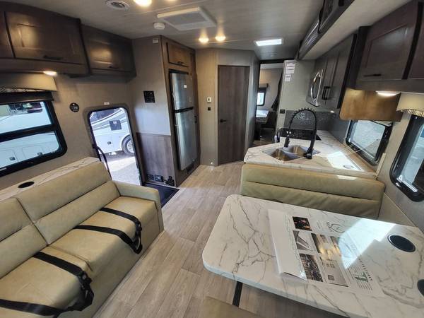 4x4, Bunks, Turbo Diesel, New 2023 Nexus Rv Rebel 35r Super C Diesel 