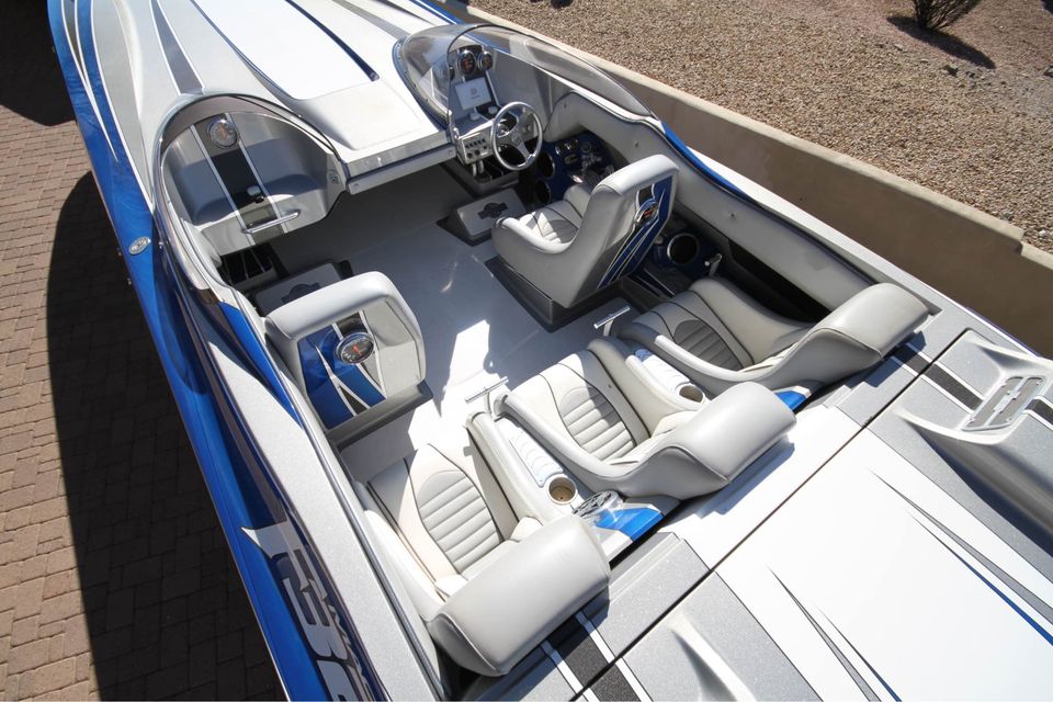 2007 DCB (Dave’s Custom Boats) f32 - Ultimate Toy Trader